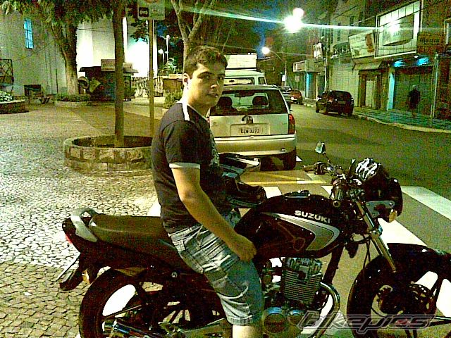 Photo 1946348