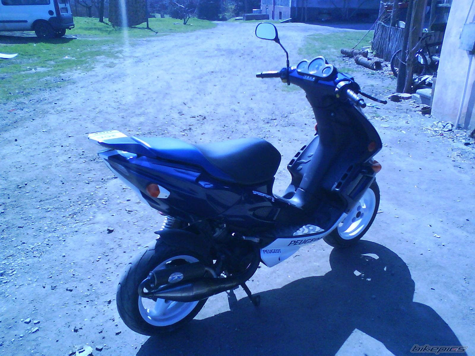 Photo 1946451