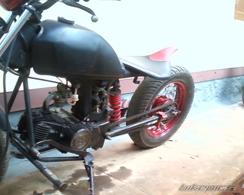 Photo 1946684