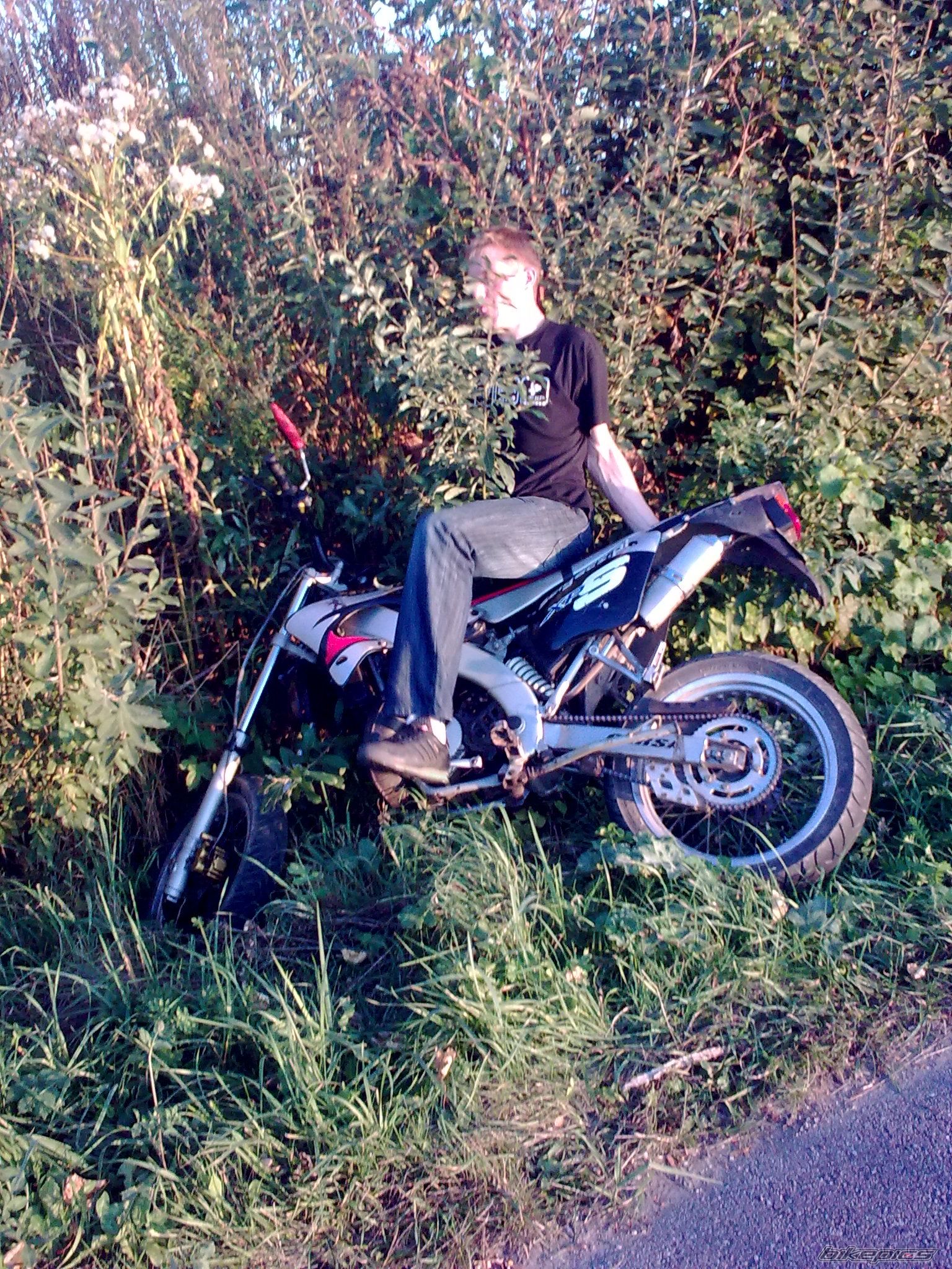 Photo 1946717