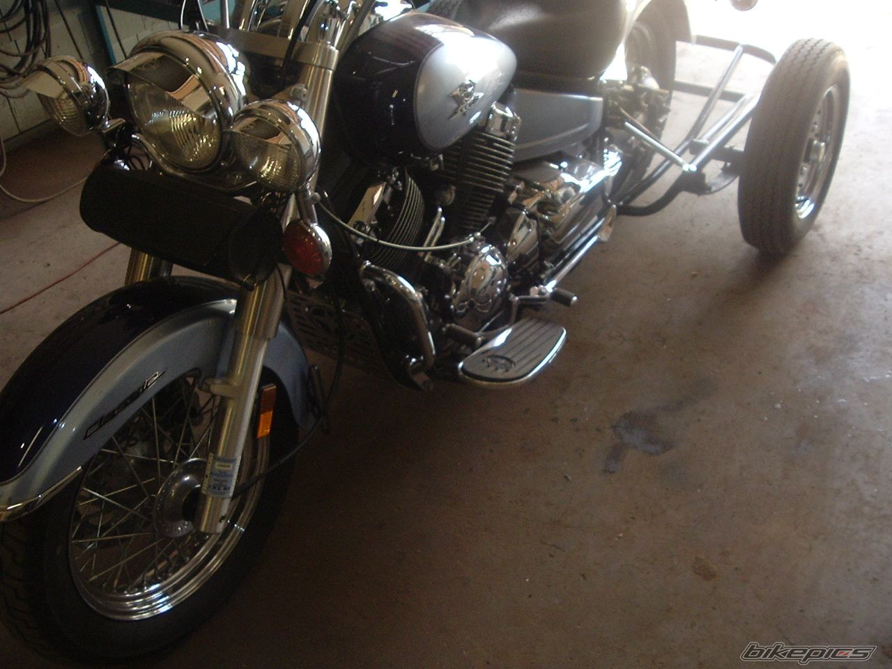 Photo 1946849