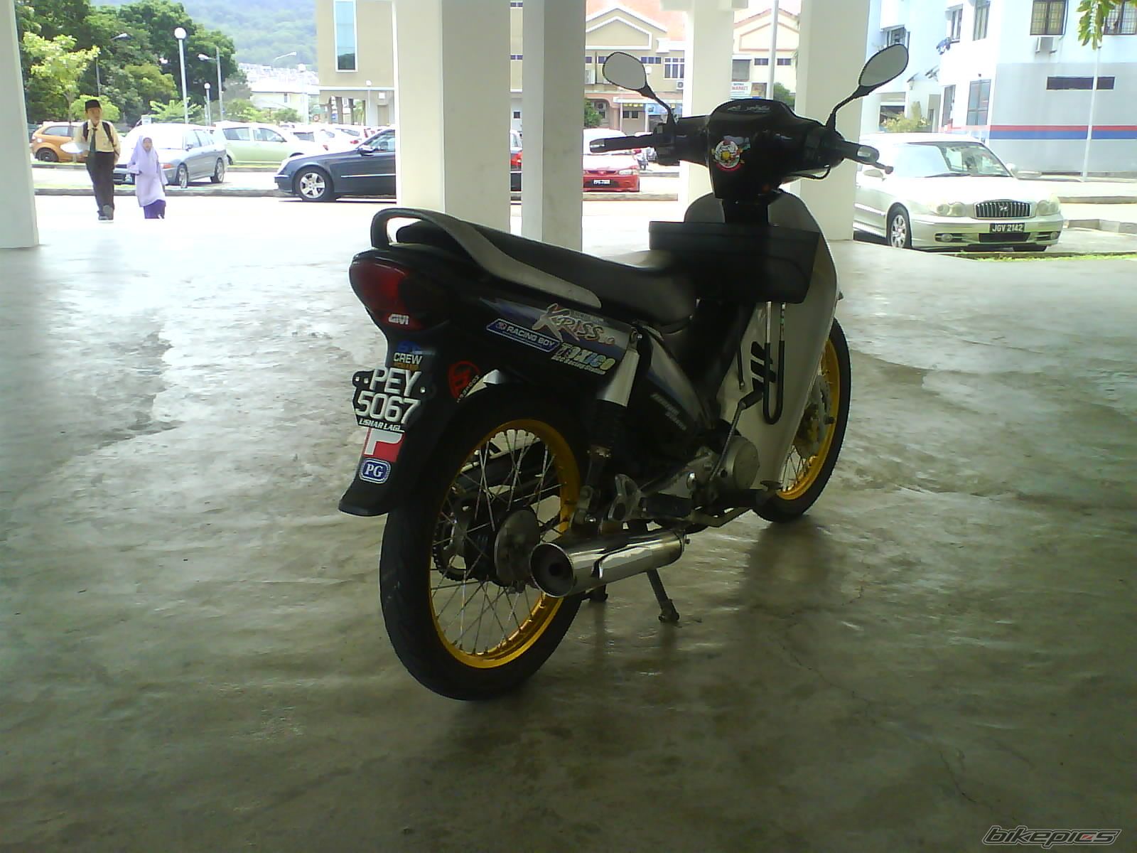 Photo 1946941