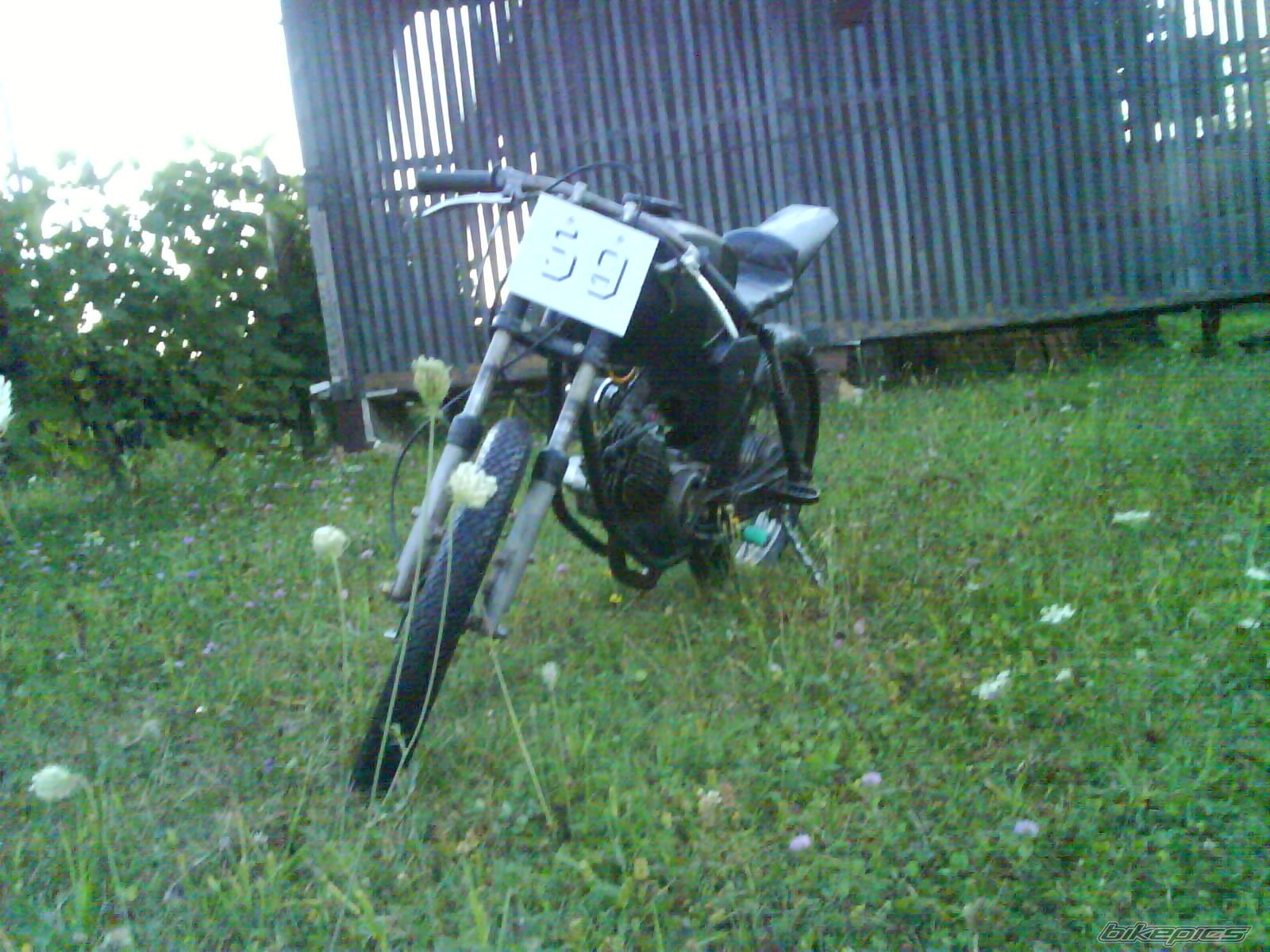 Photo 1946963