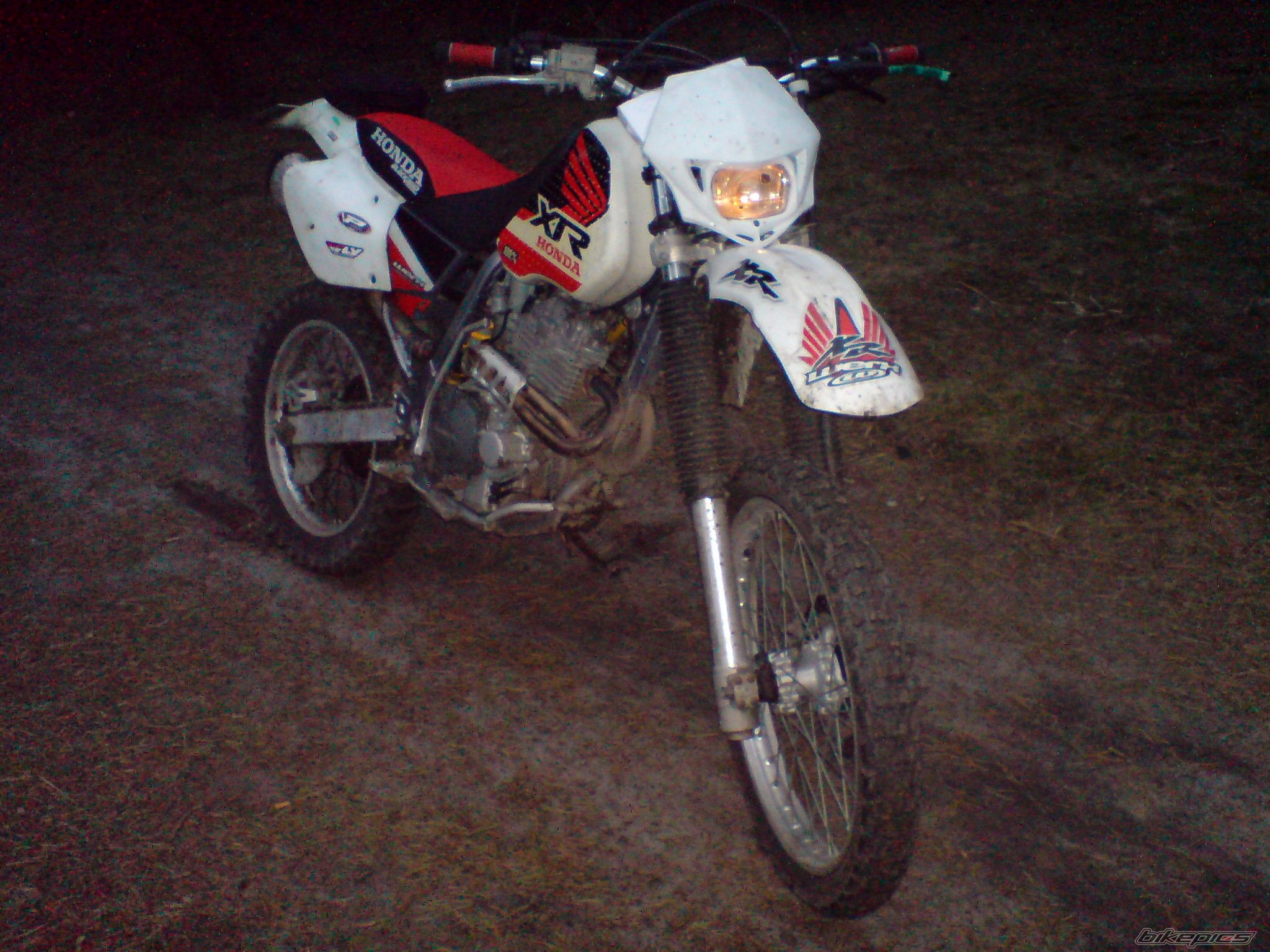 Photo 1947358