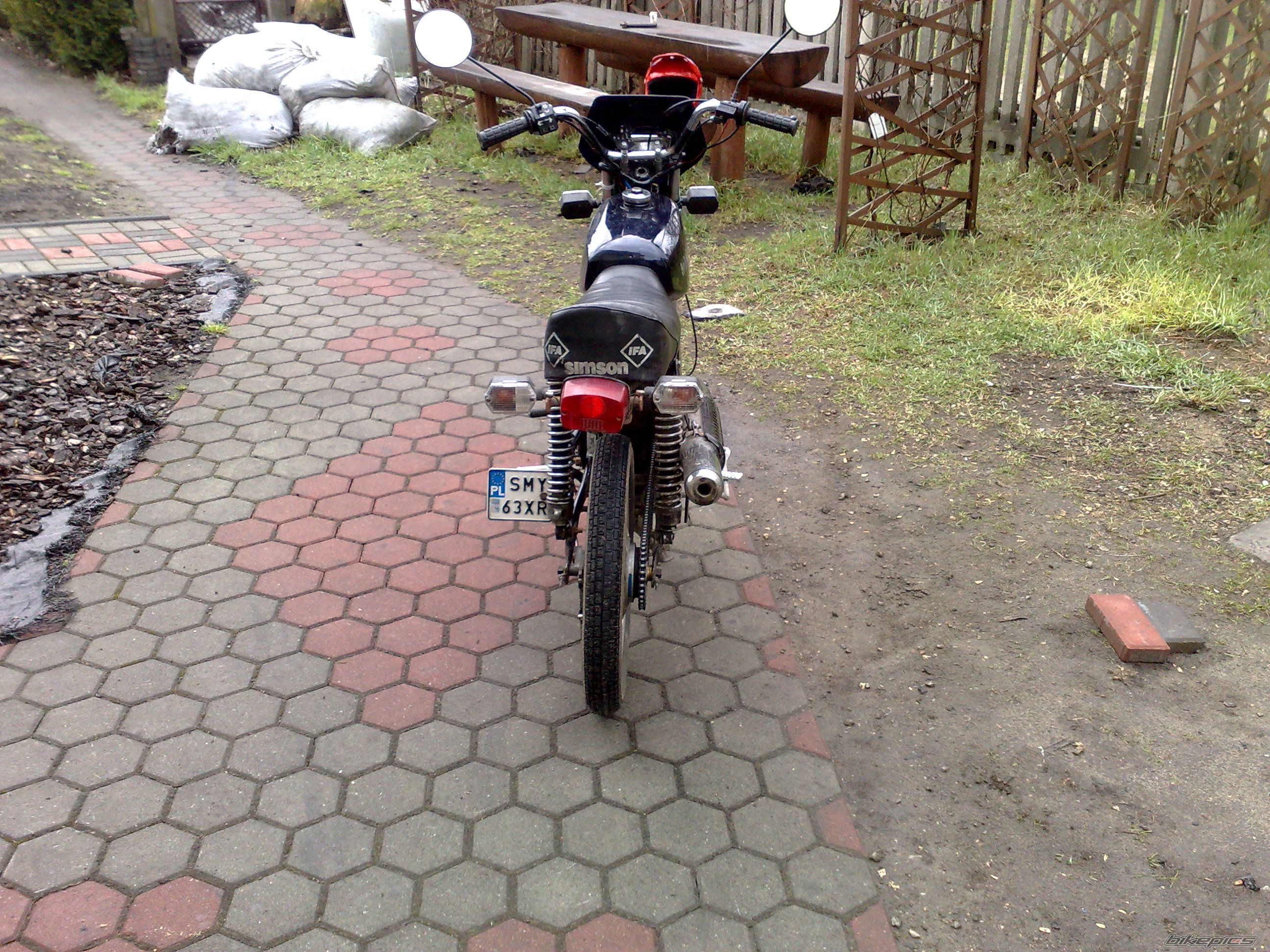 Photo 1947858