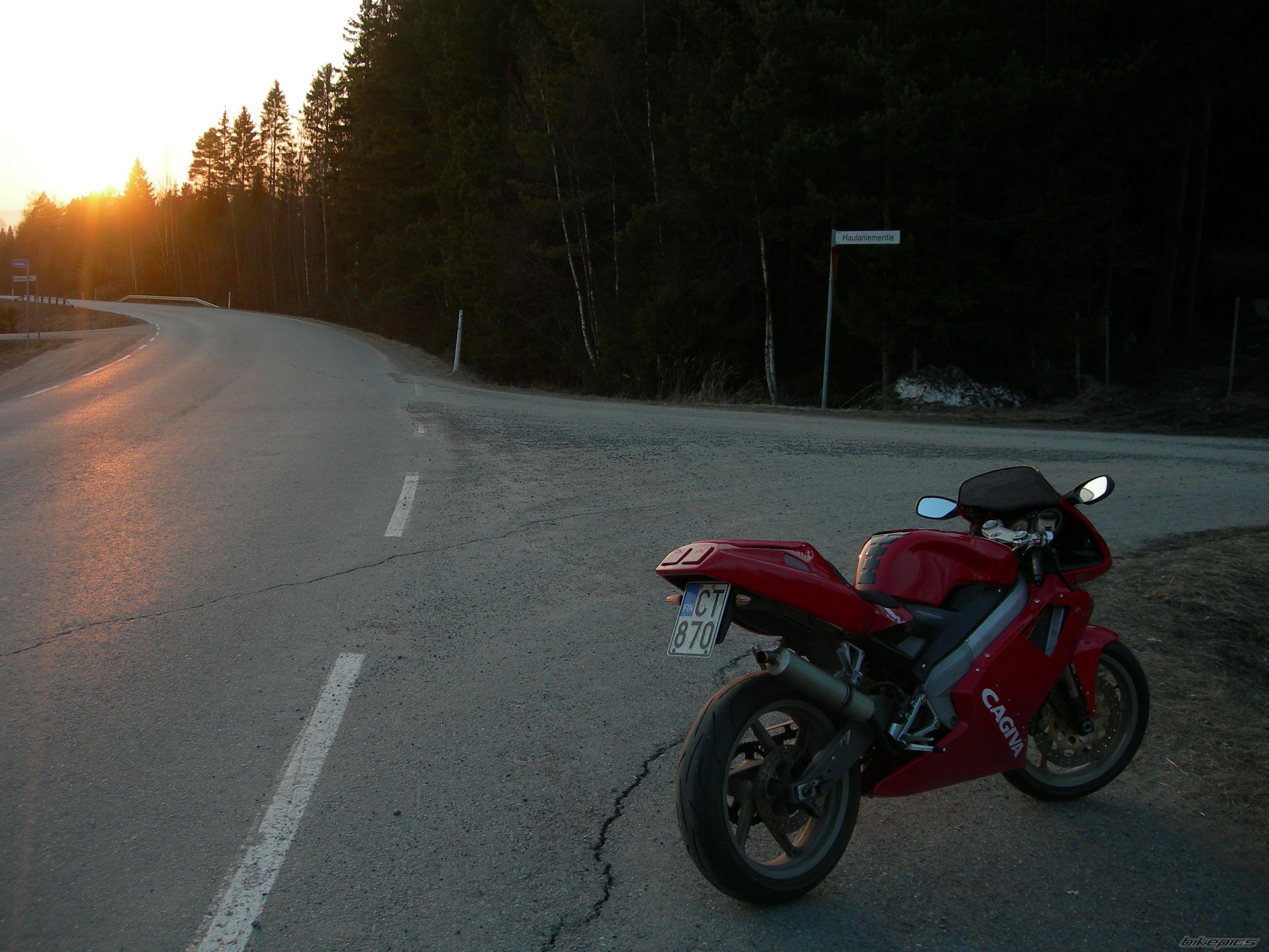 Photo 1948942