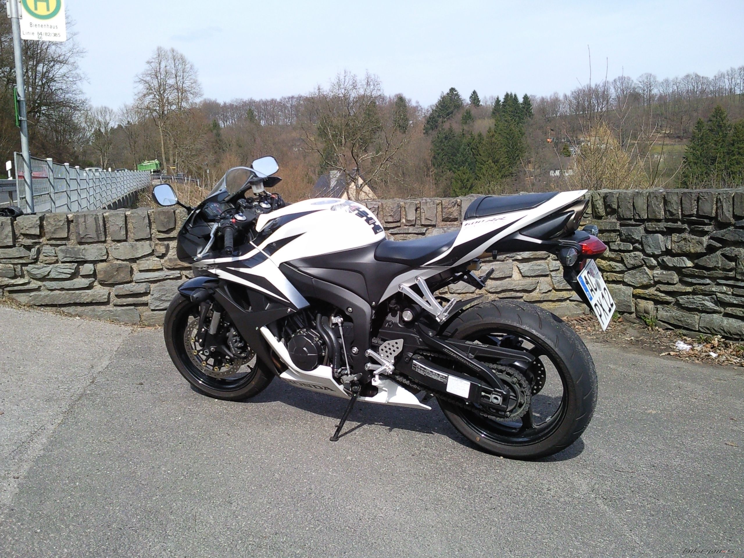 Bike Photo 1949130