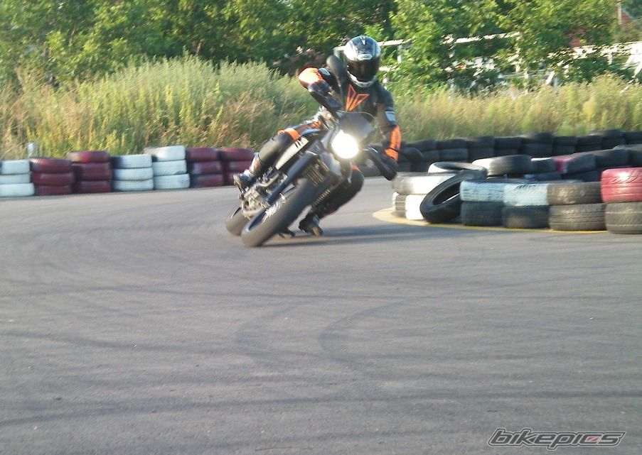 Photo 1949257