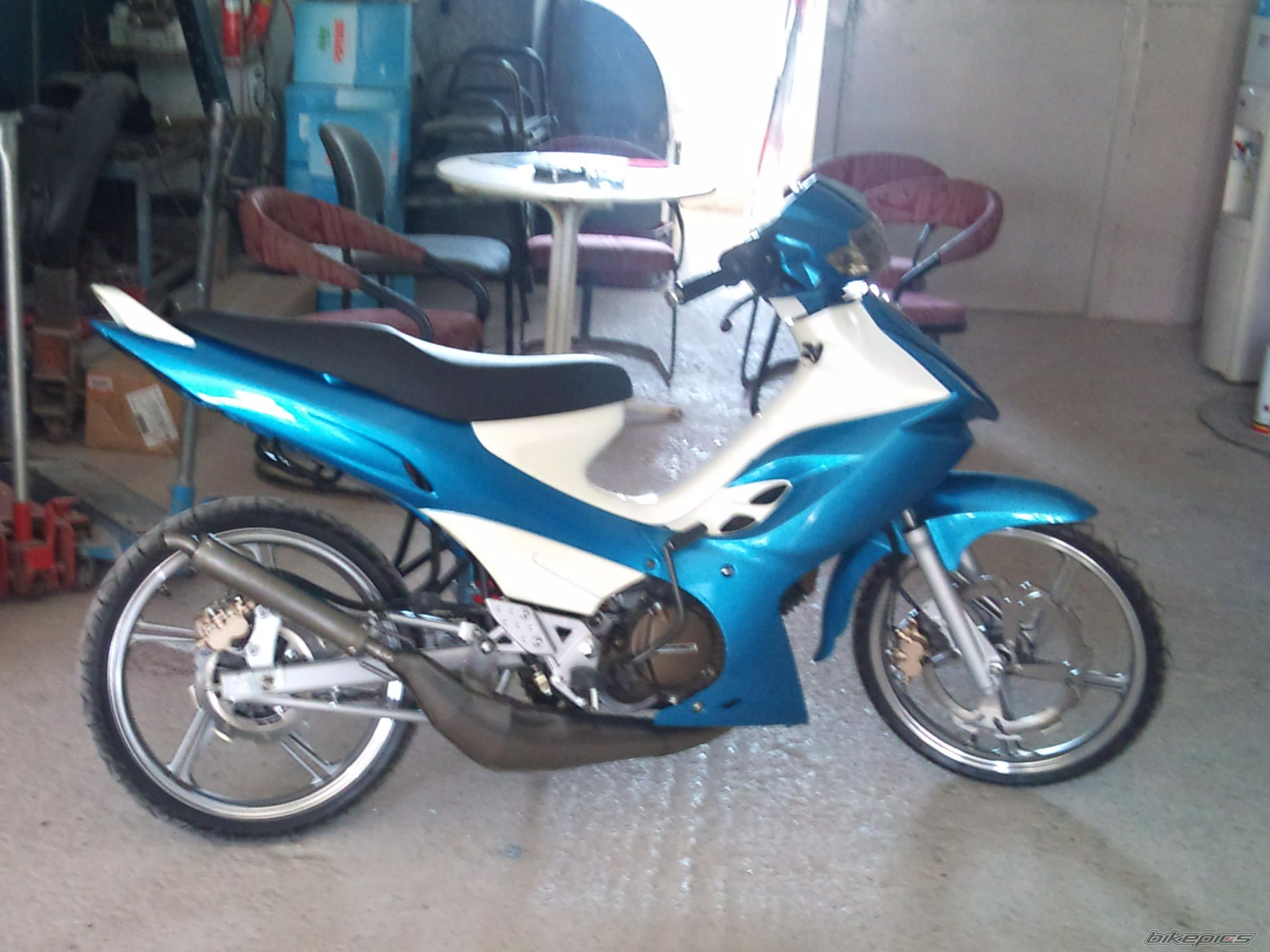 Photo 1949590
