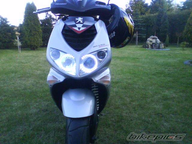 Photo 1949702