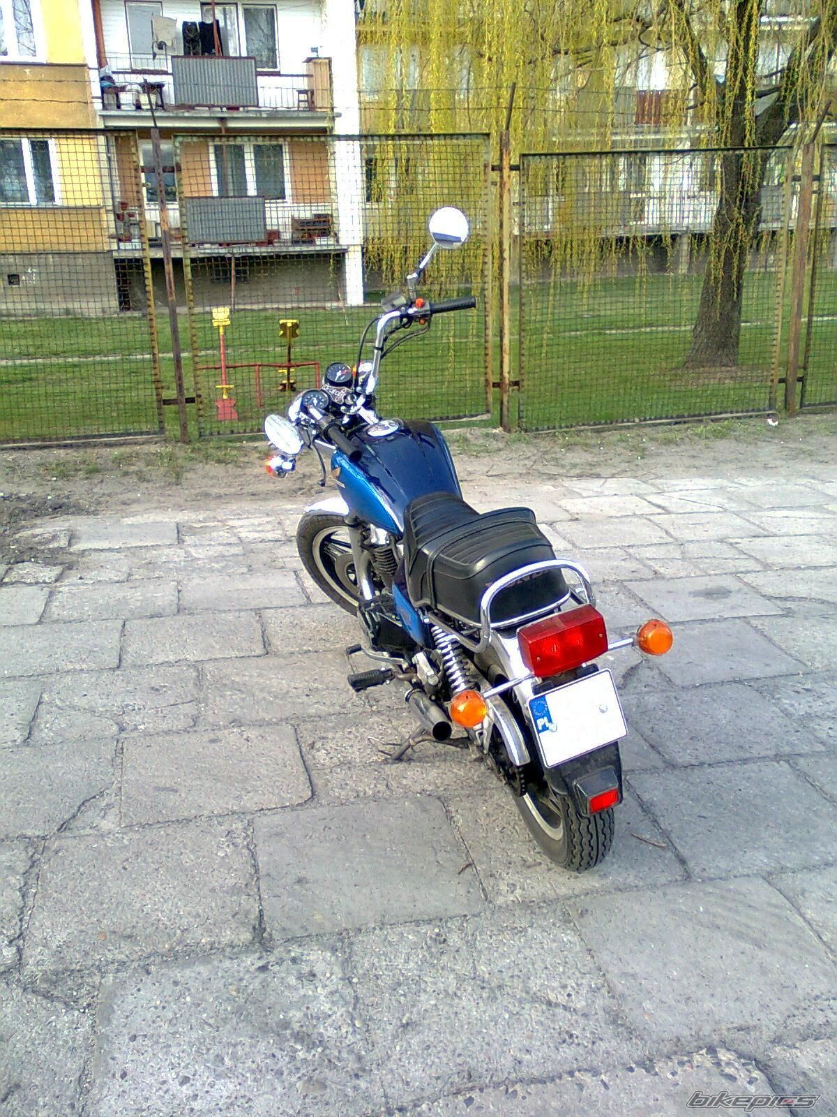 Photo 1949851