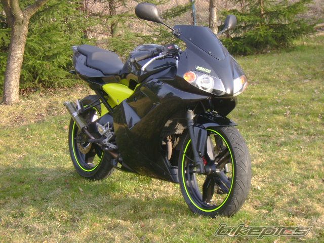 Photo 1950031