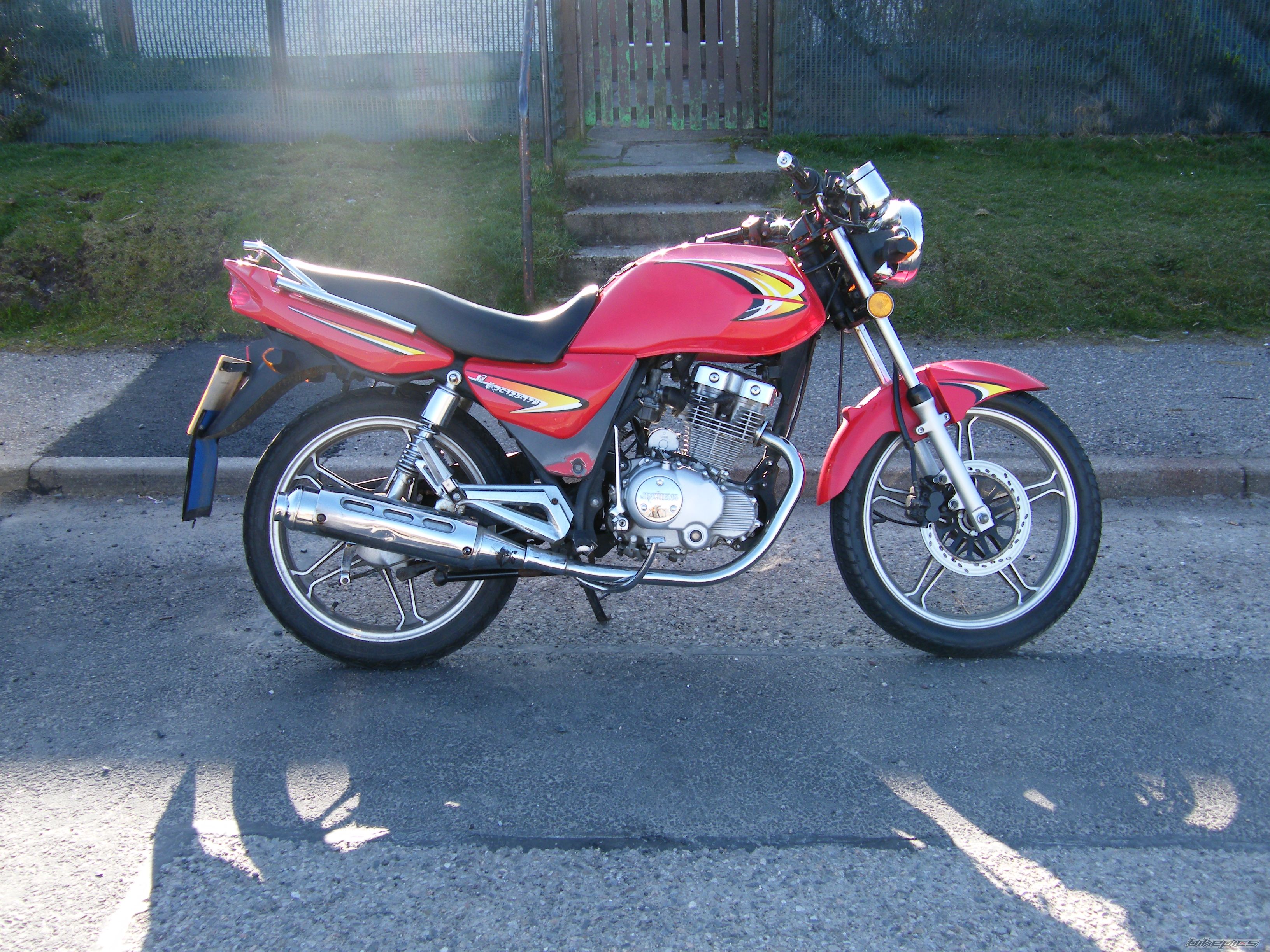 Photo 1950047