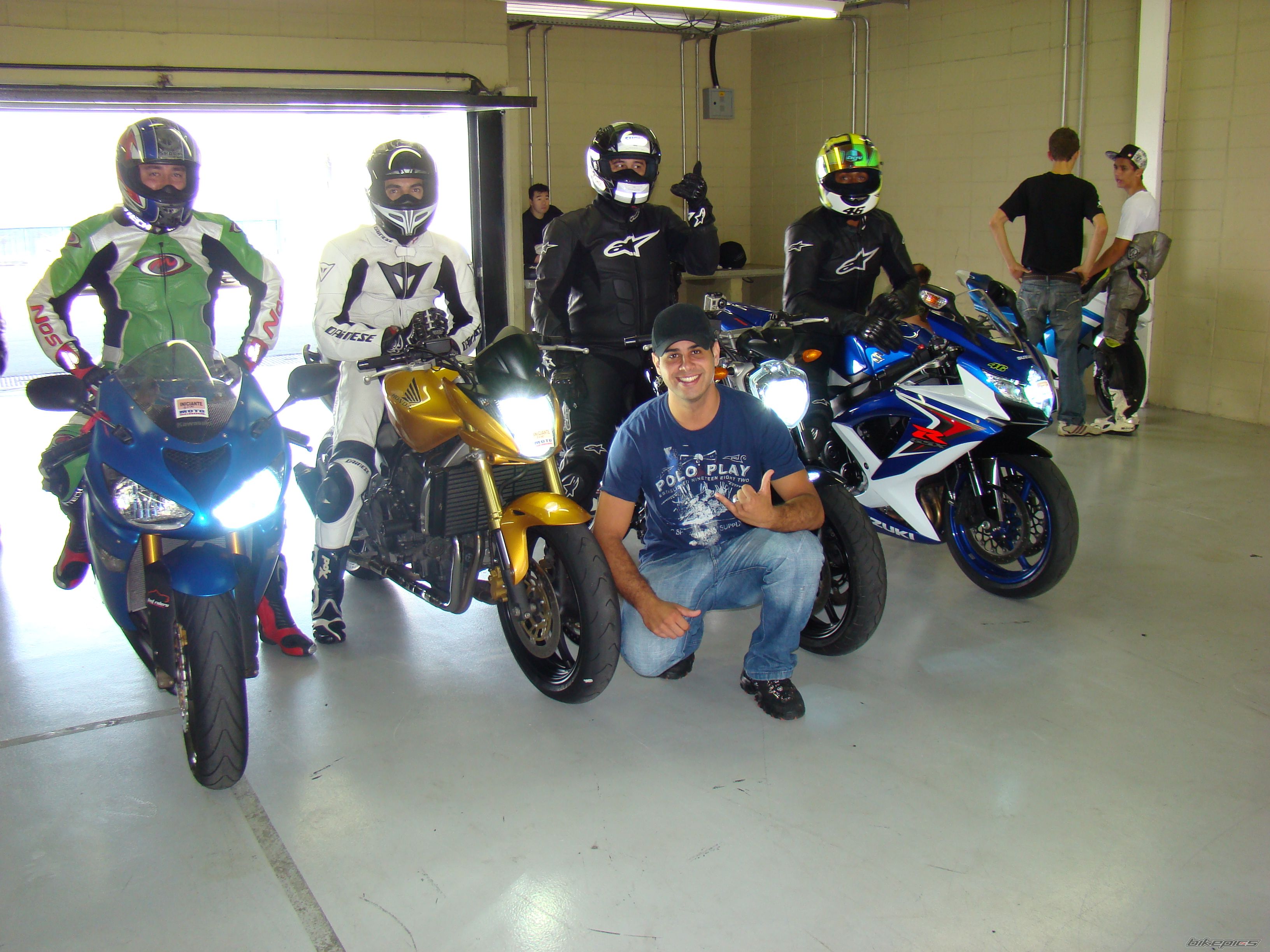 Bike Photo 1950096