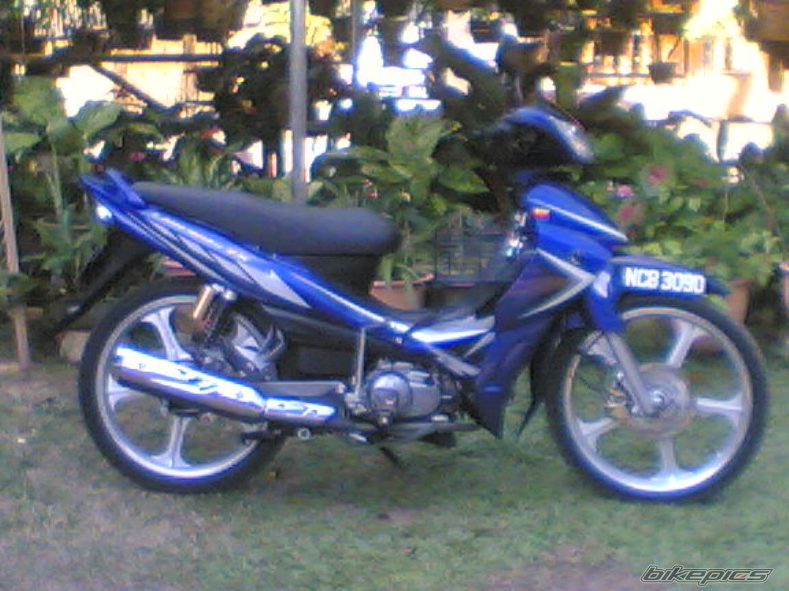 Photo 1950159