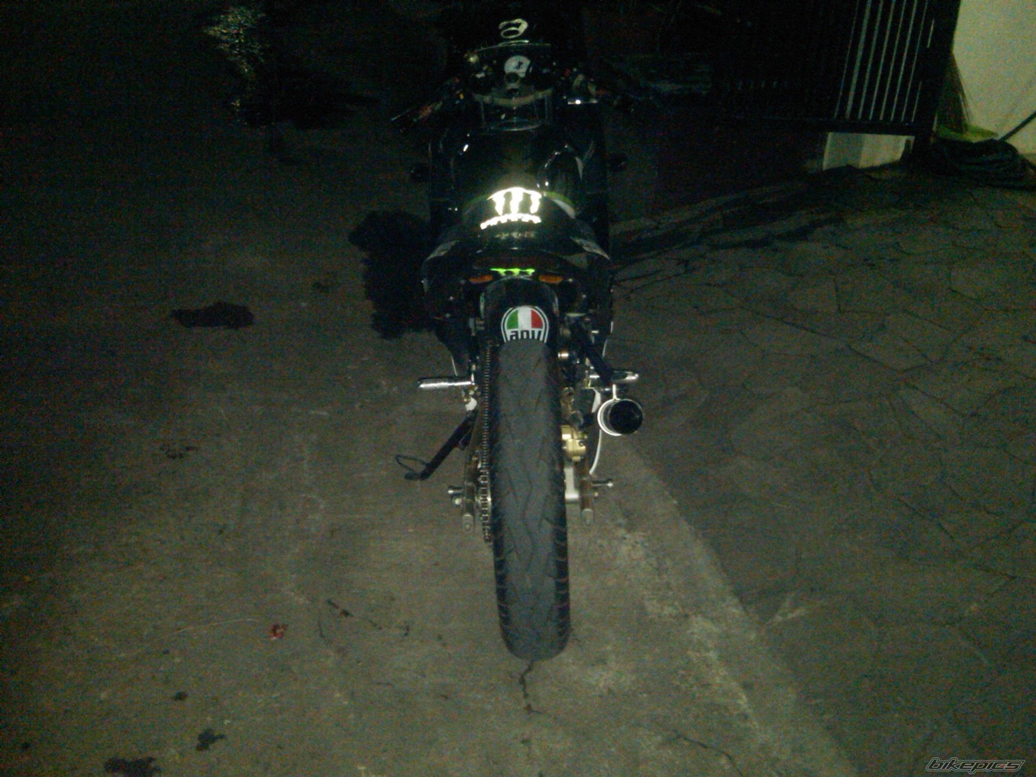 Photo 1950167