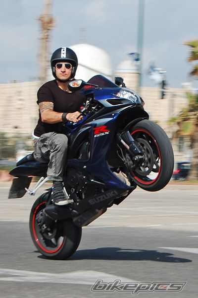 Bike Photo 1950304