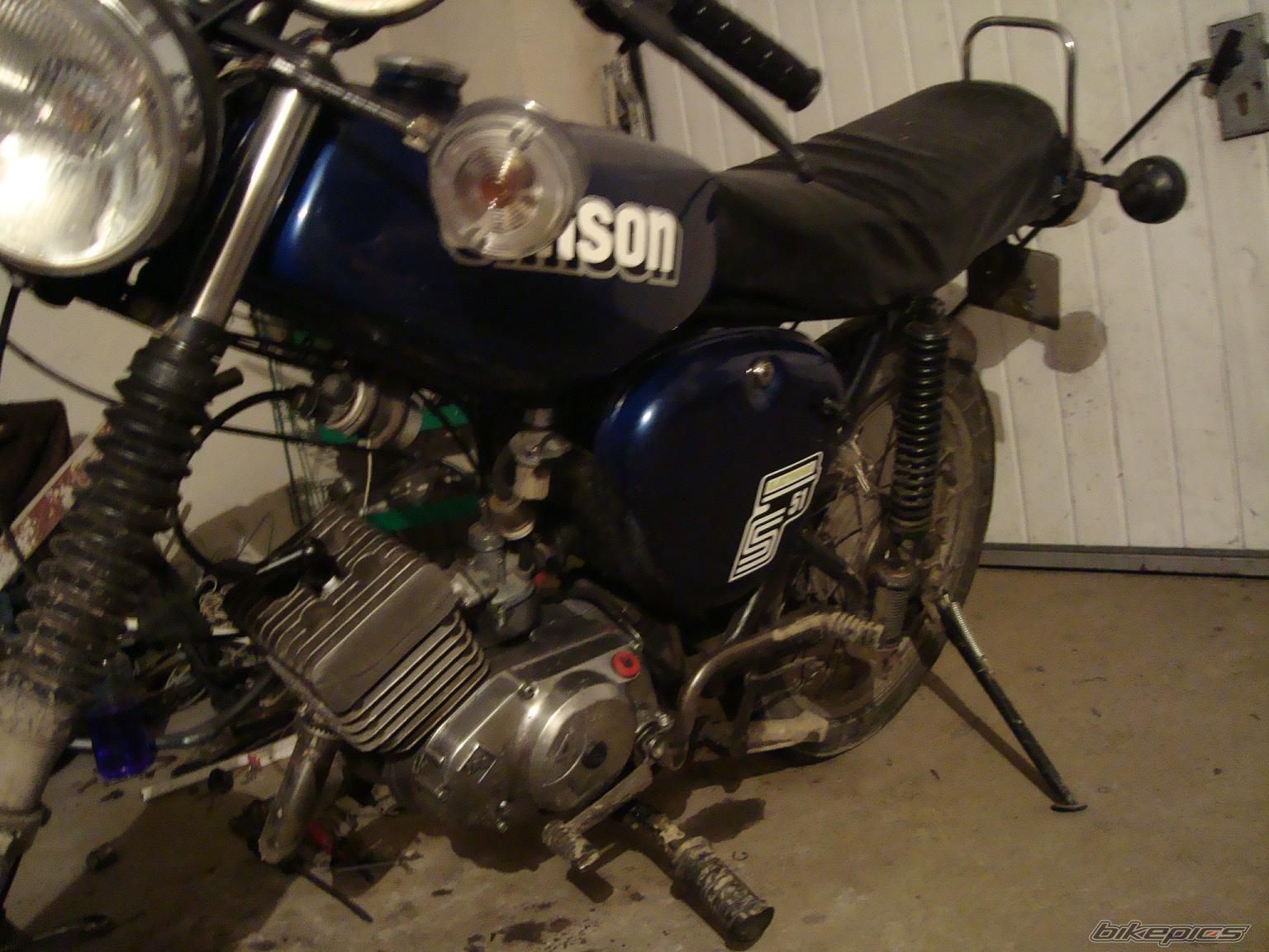 Bike Photo 1950545