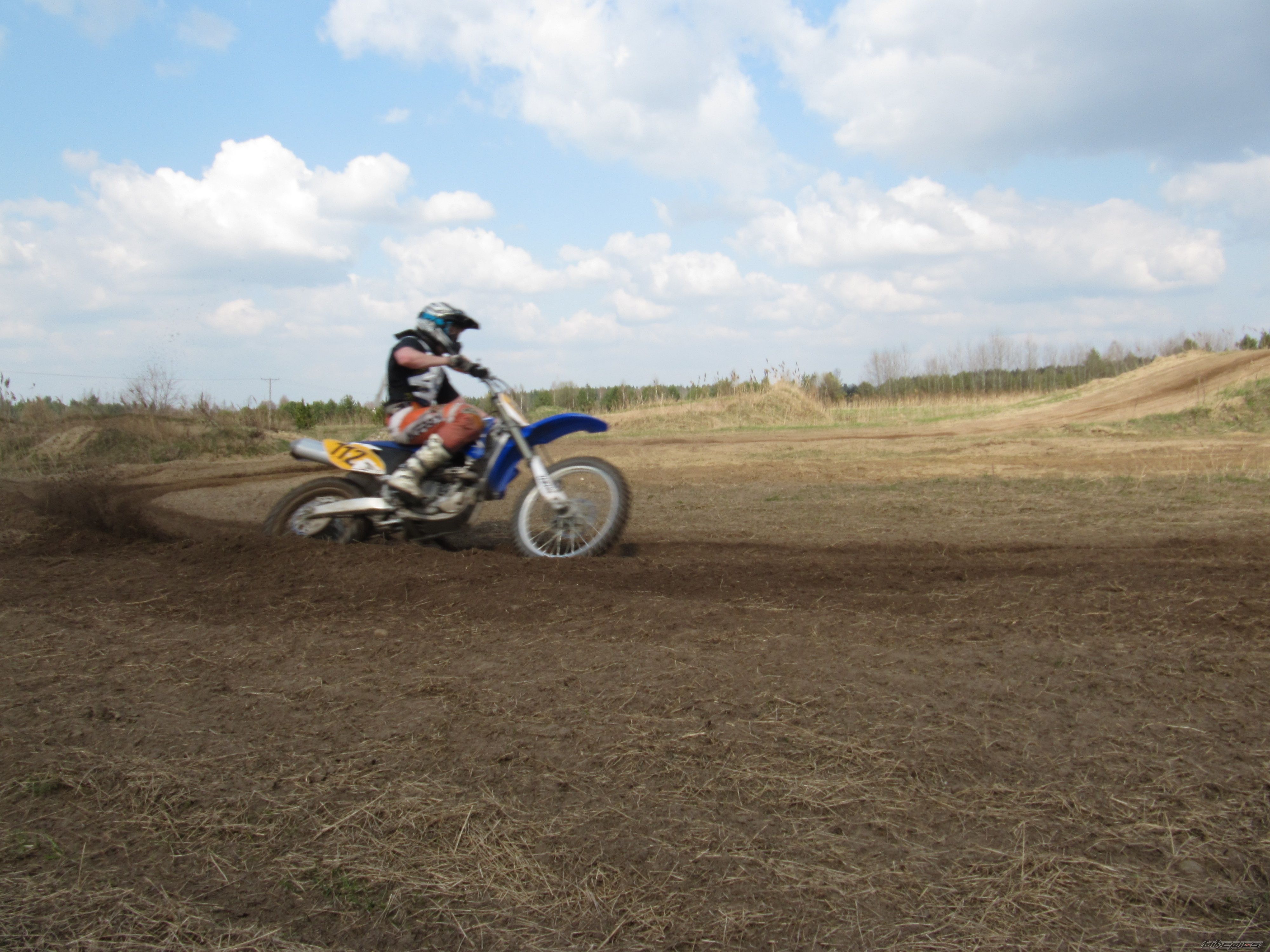 Bike Photo 1950750