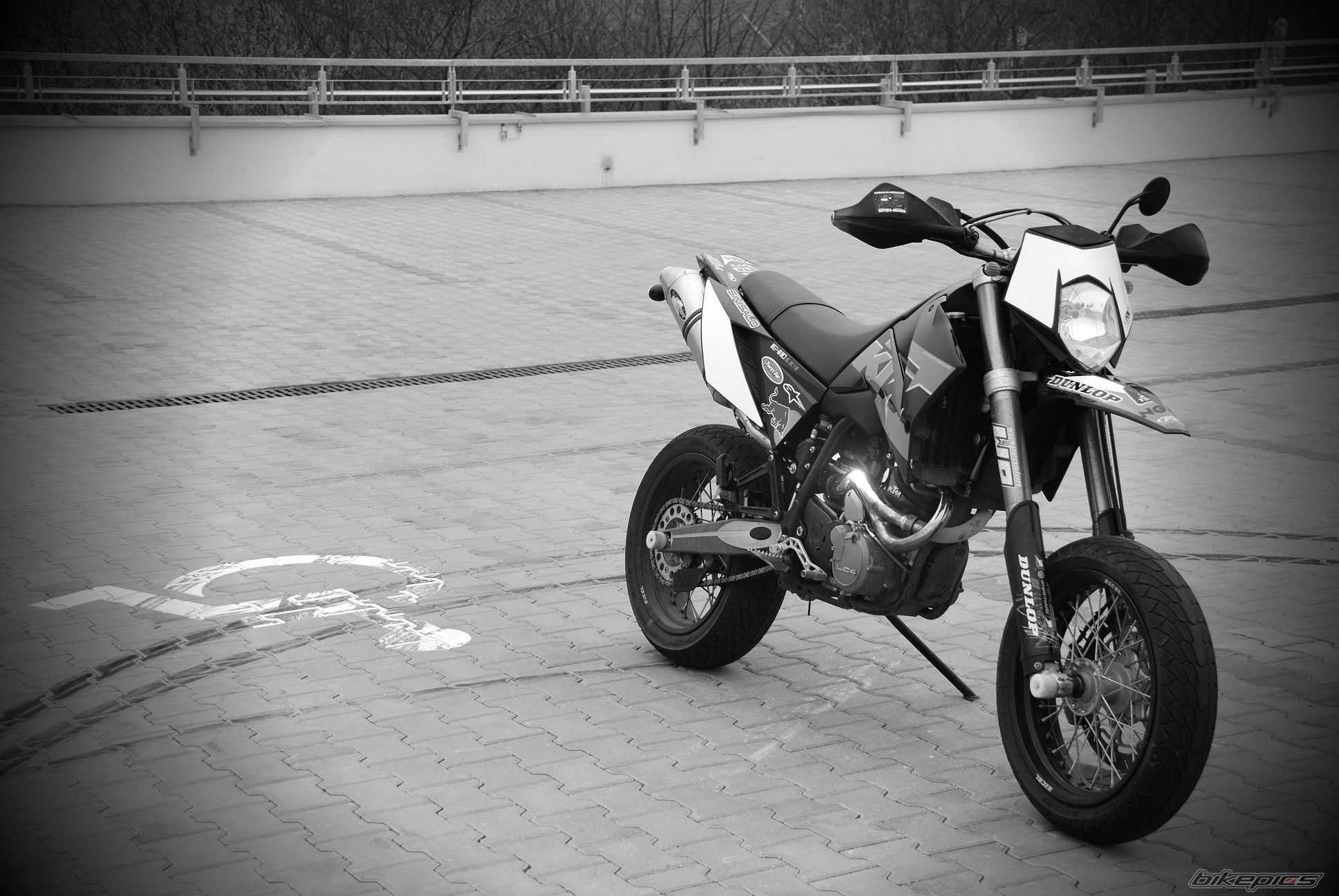 Bike Photo 1950871