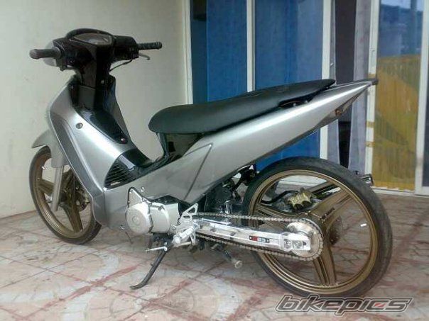Photo 1950996