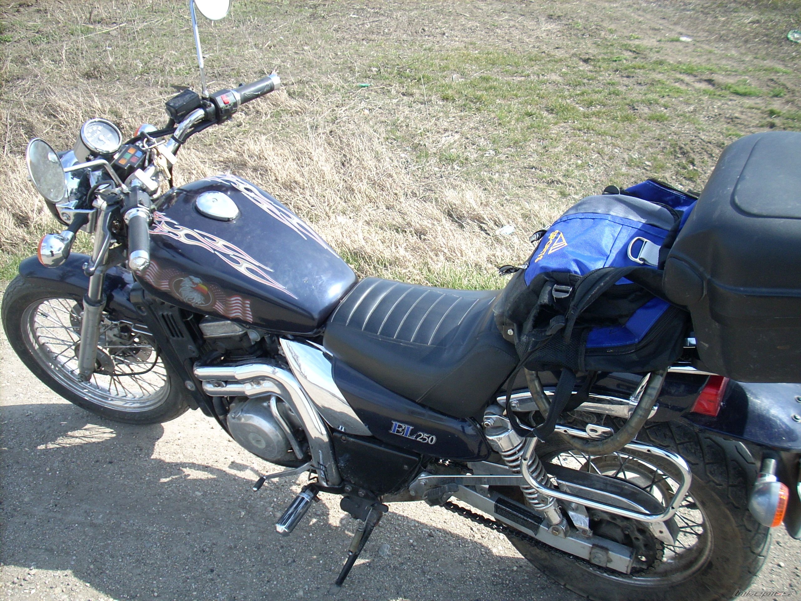 Photo 1951012