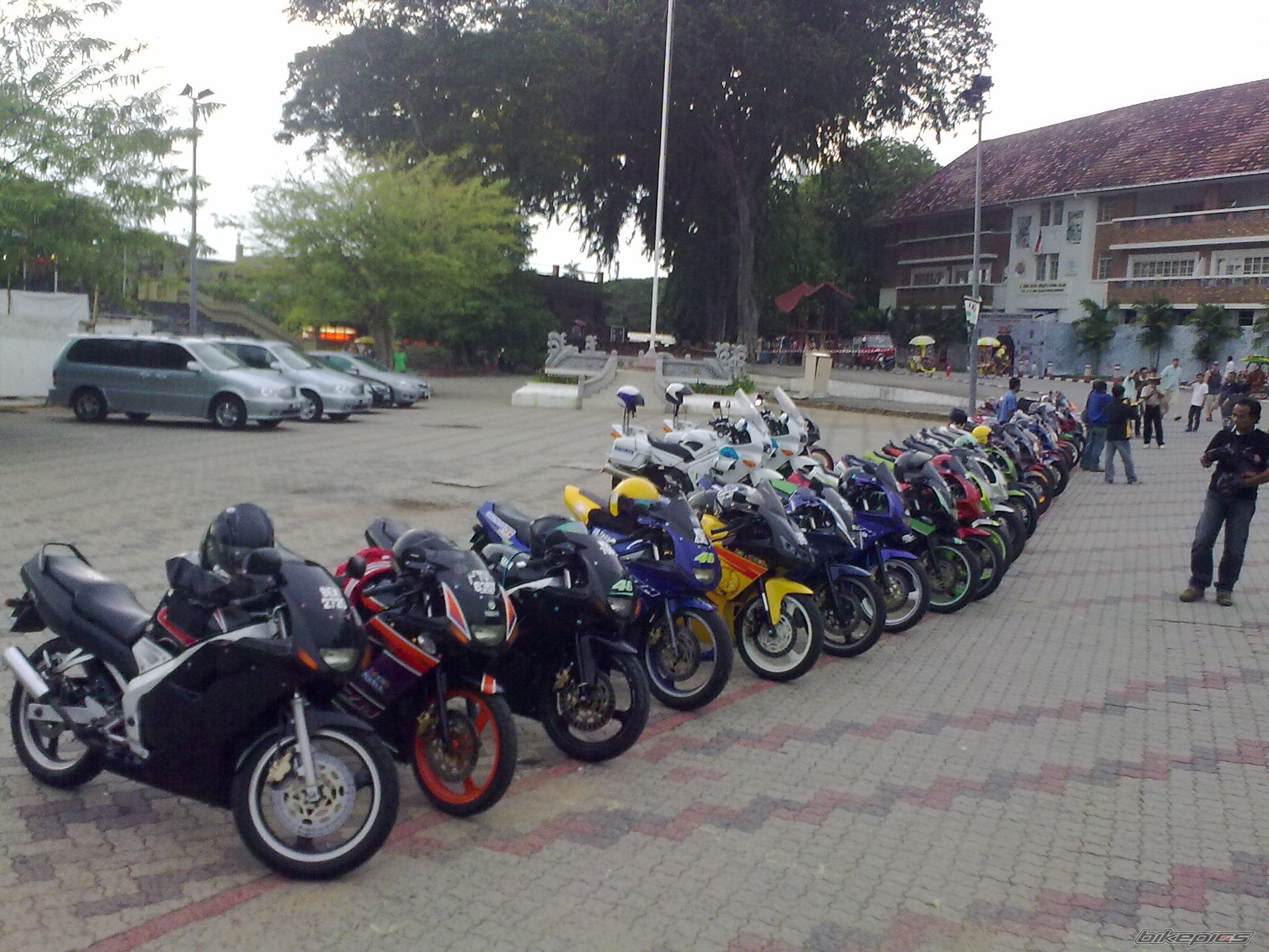Photo 1951437