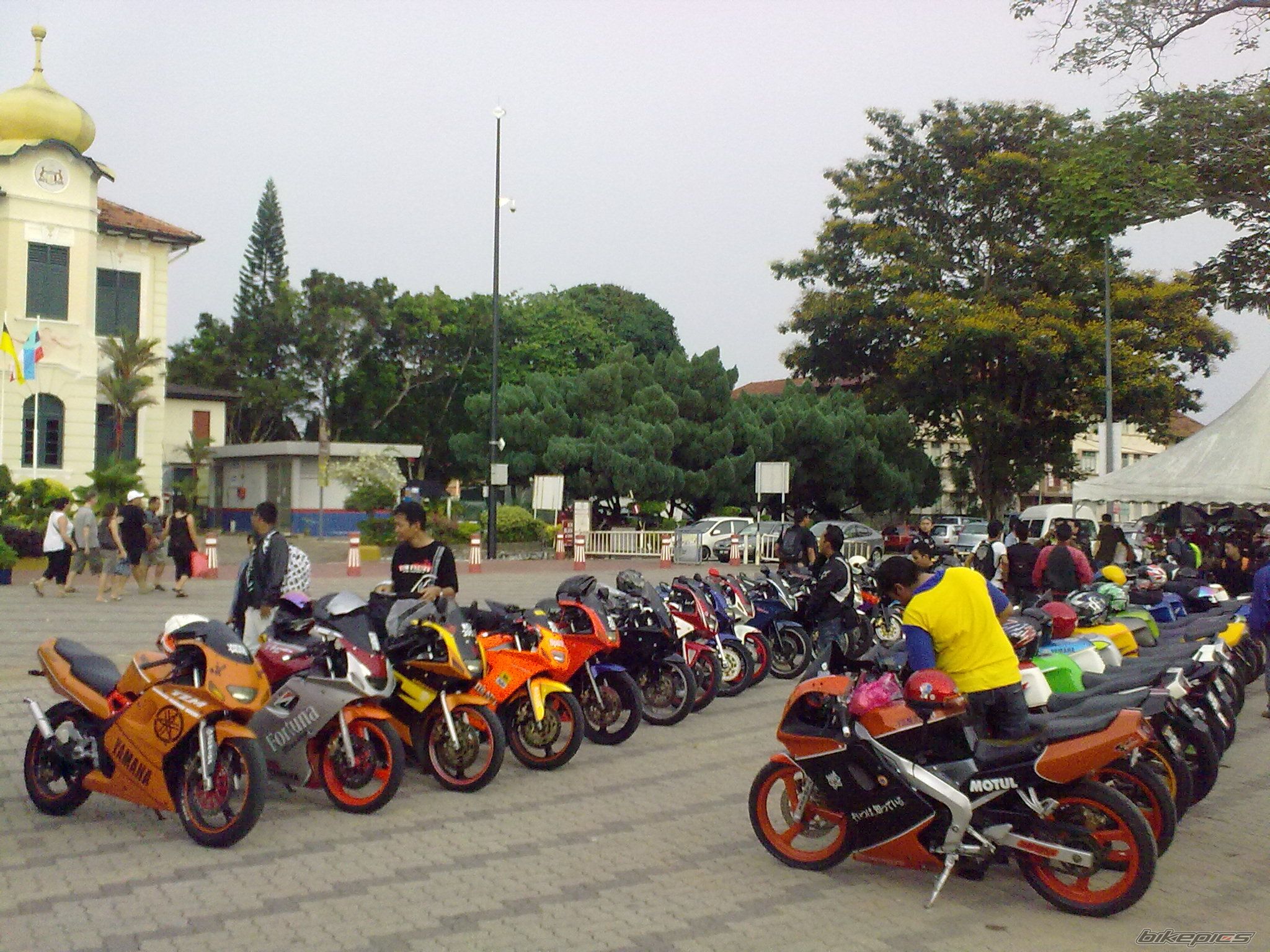 Photo 1951449