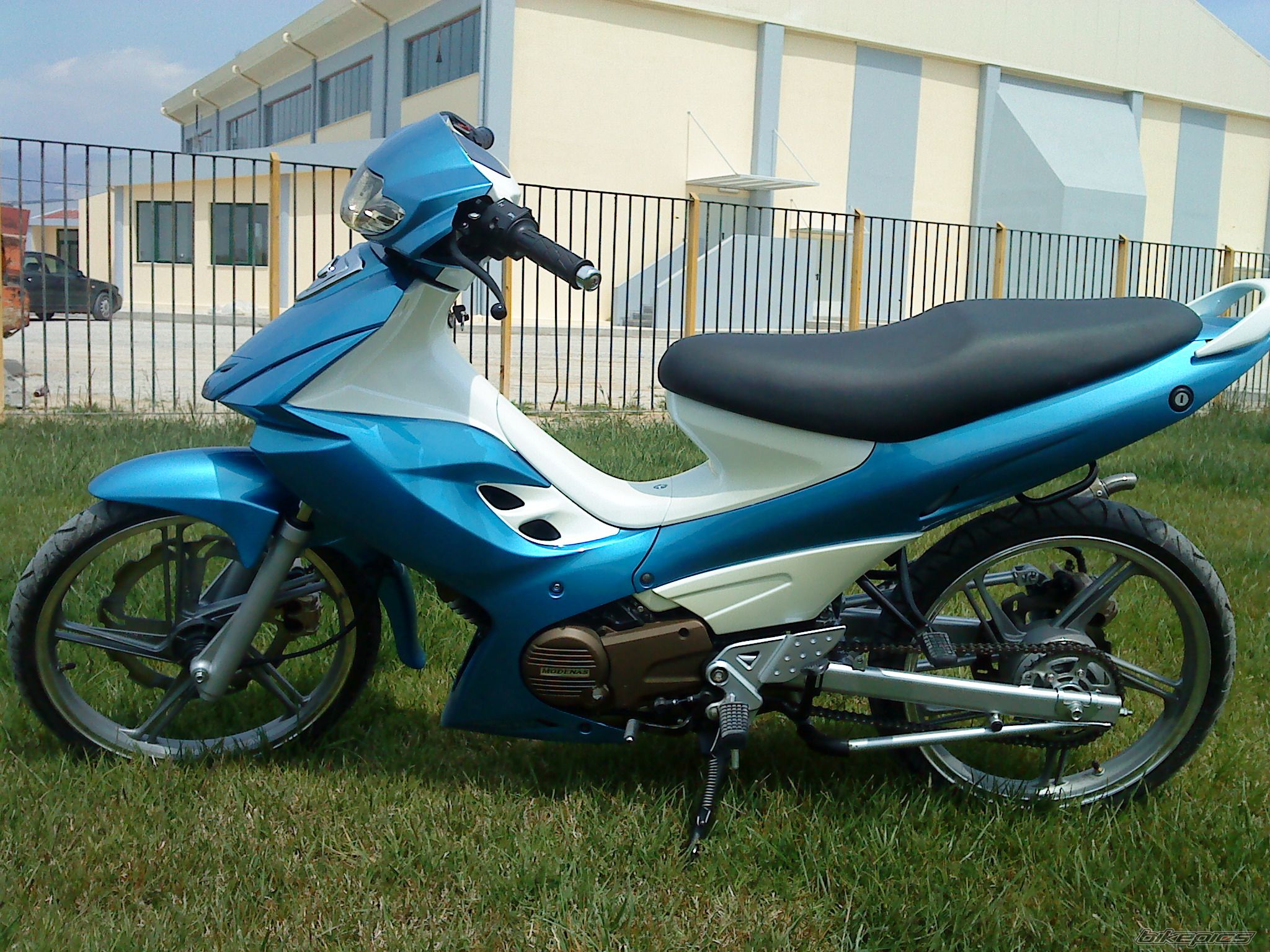Photo 1951733