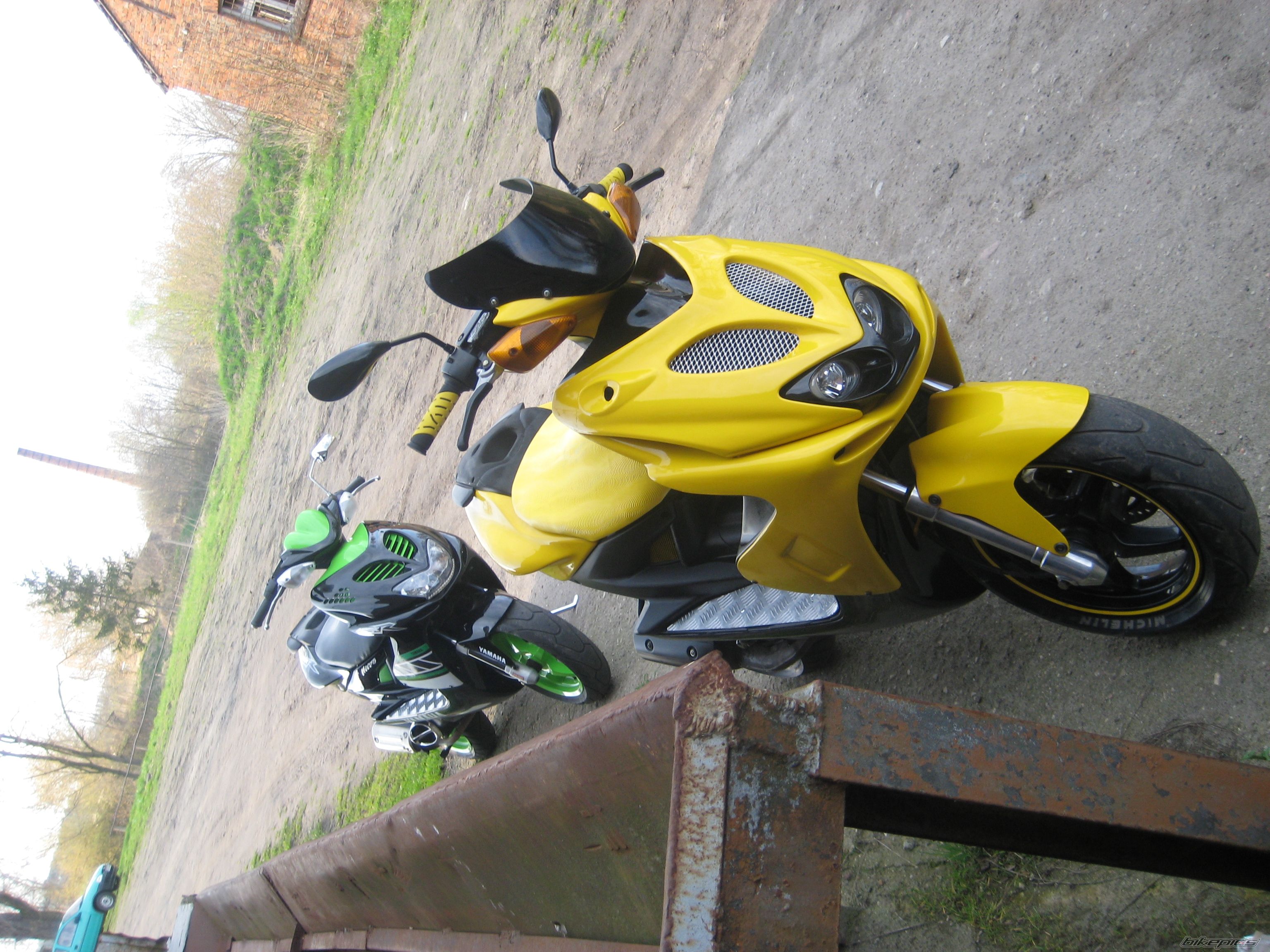 Photo 1952131