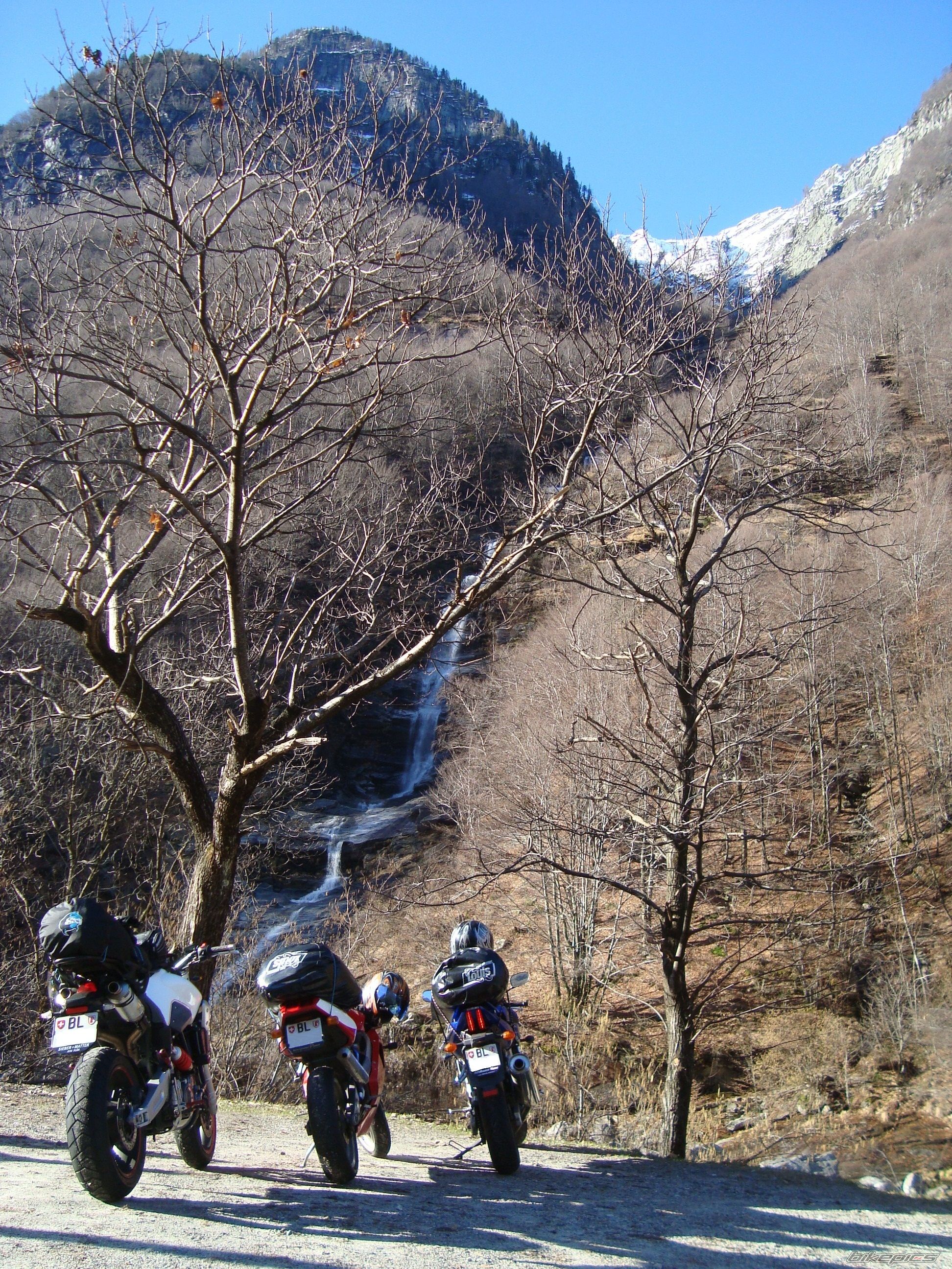 Photo 1952355