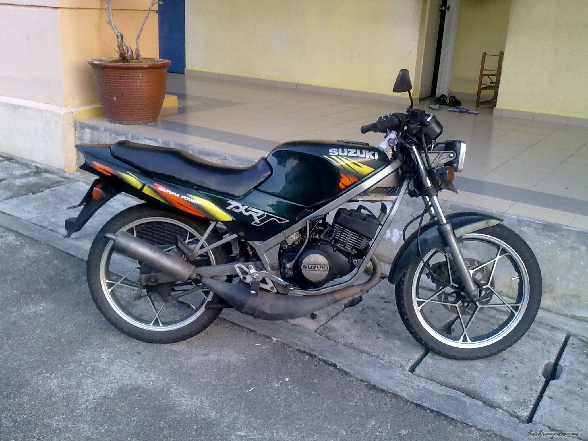 Photo 1952443