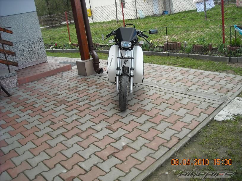 Photo 1953272