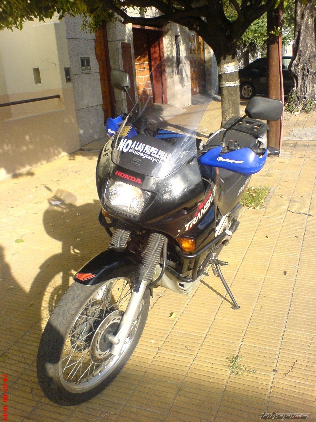Photo 1953444