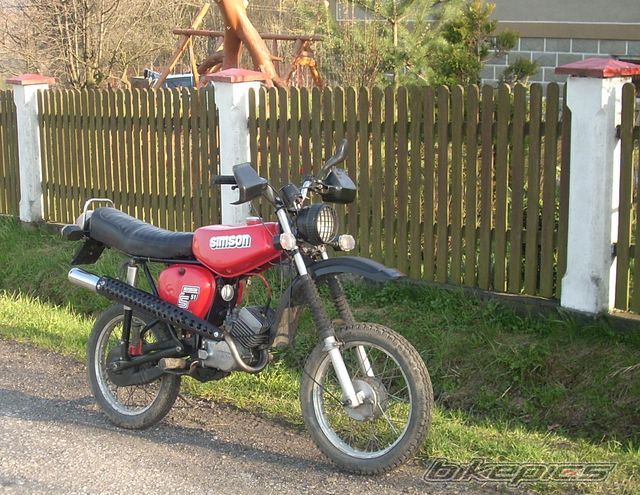Photo 1953615