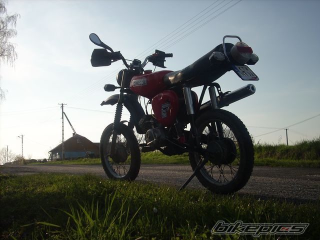 Photo 1953619