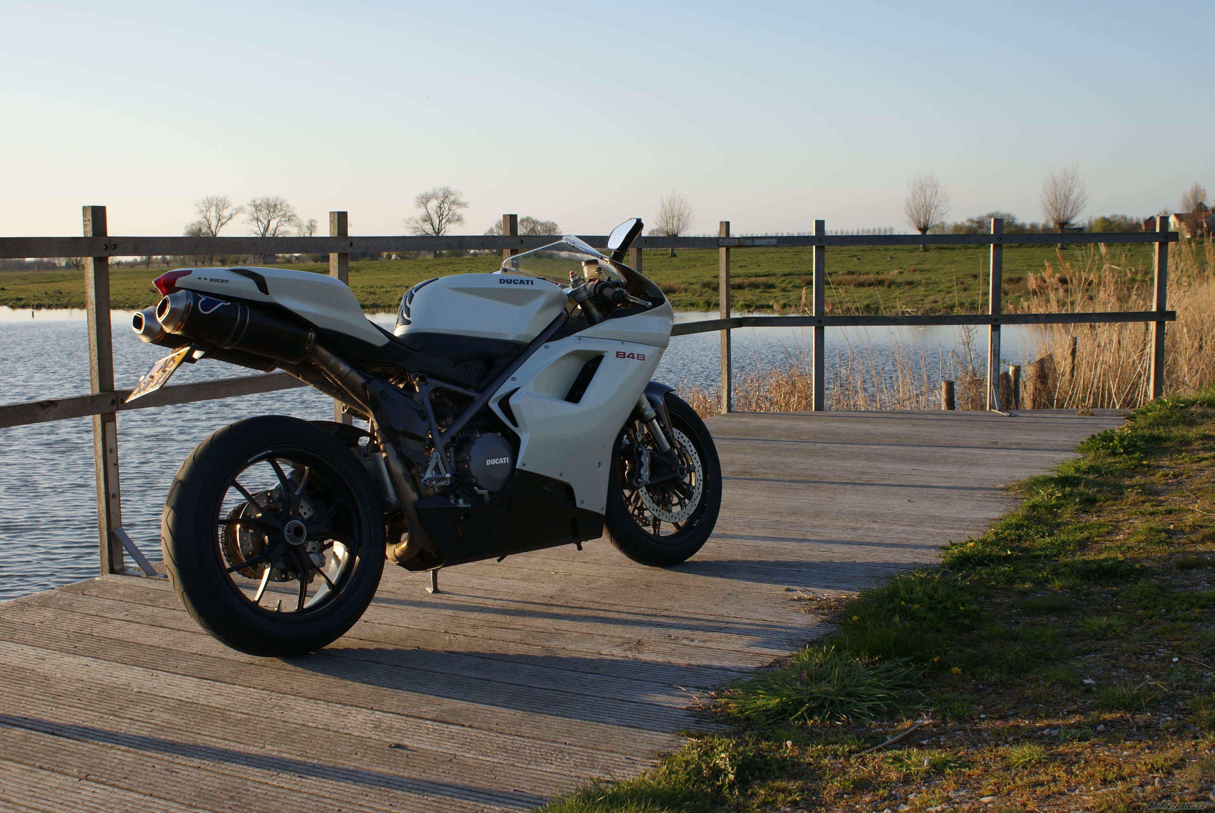 Bike Photo 1953653
