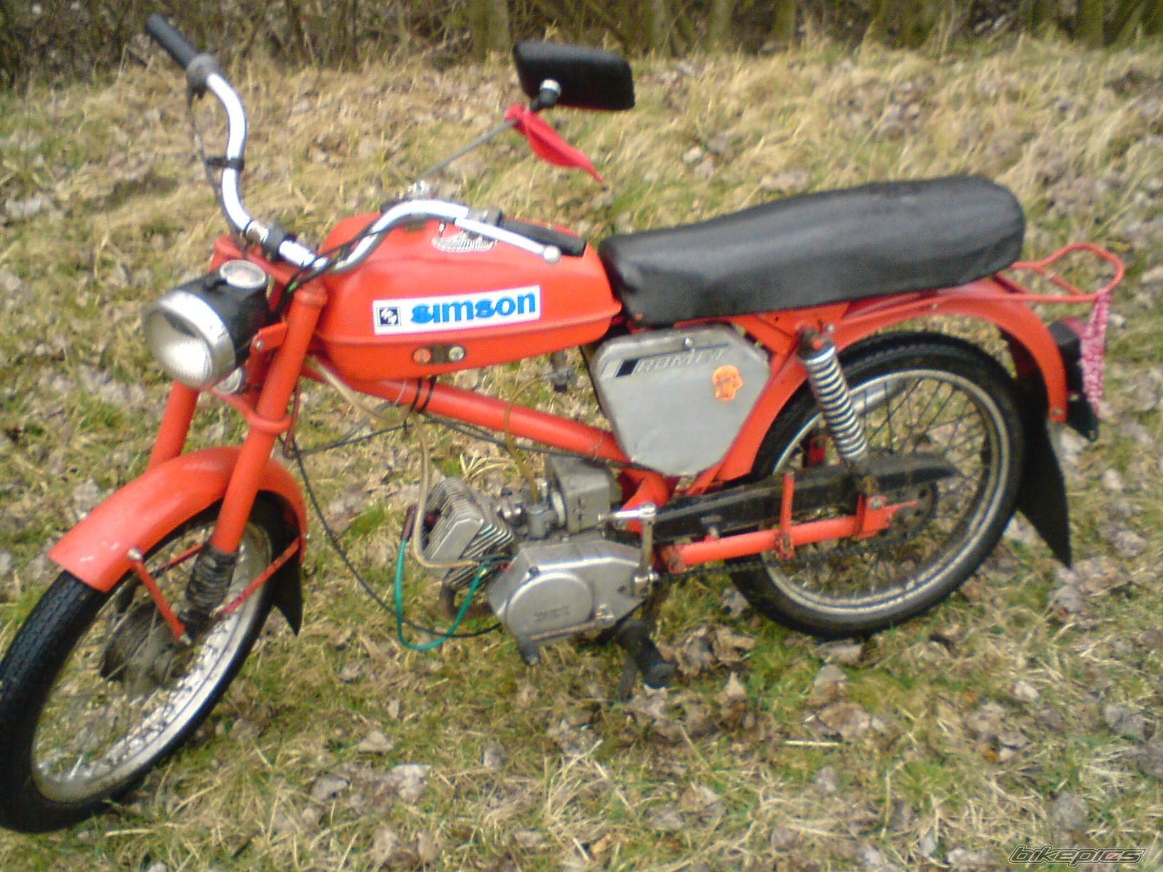 Photo 1953783