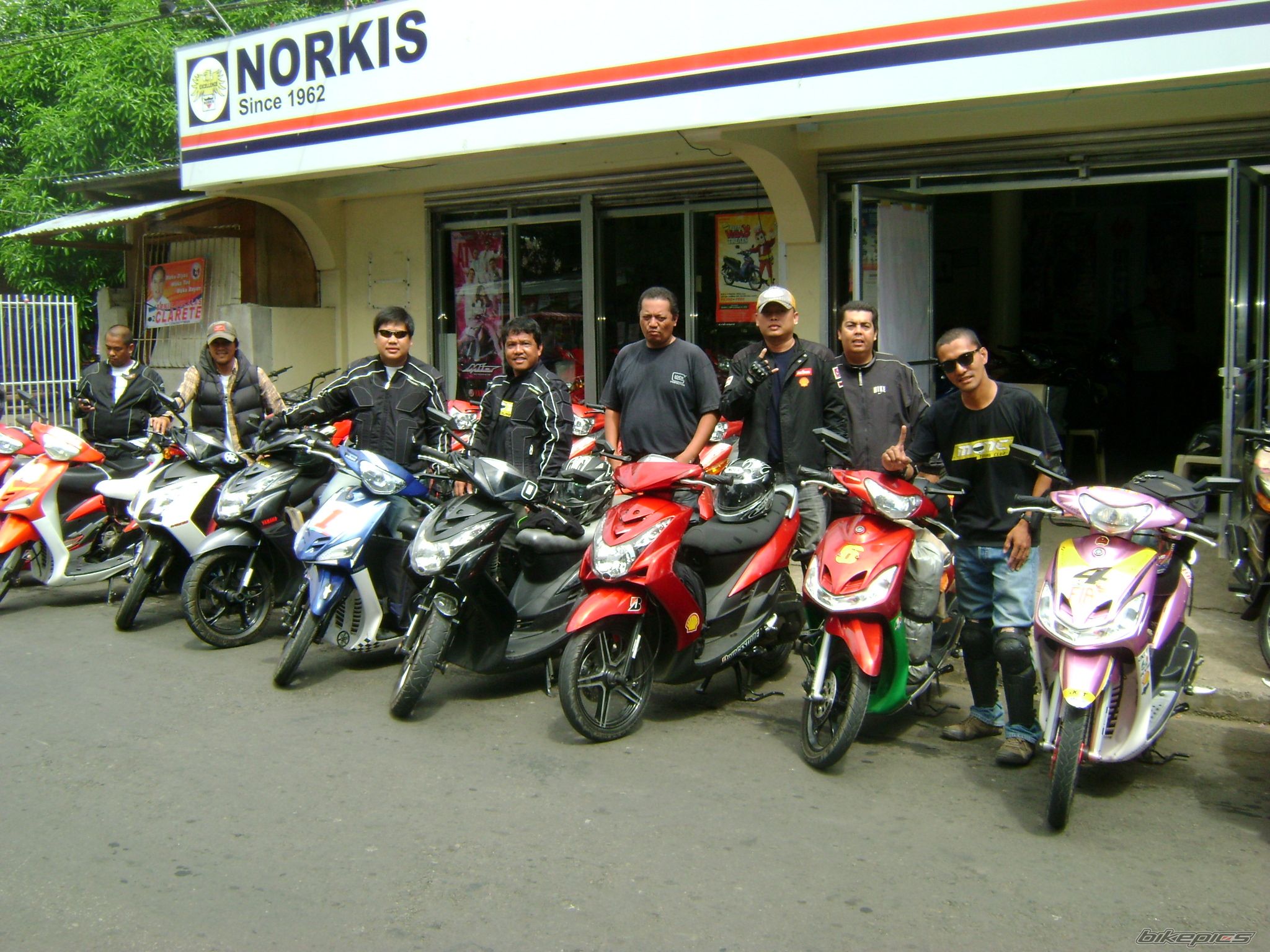 Bike Photo 1954136