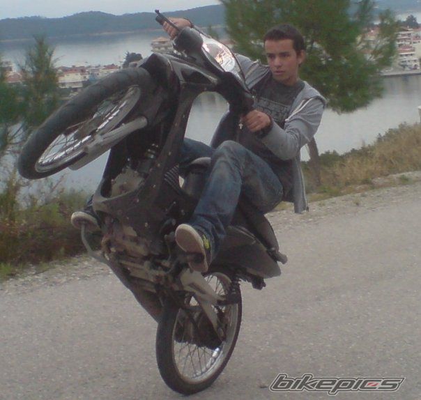 Photo 1954277