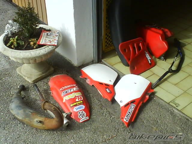 Photo 1954285