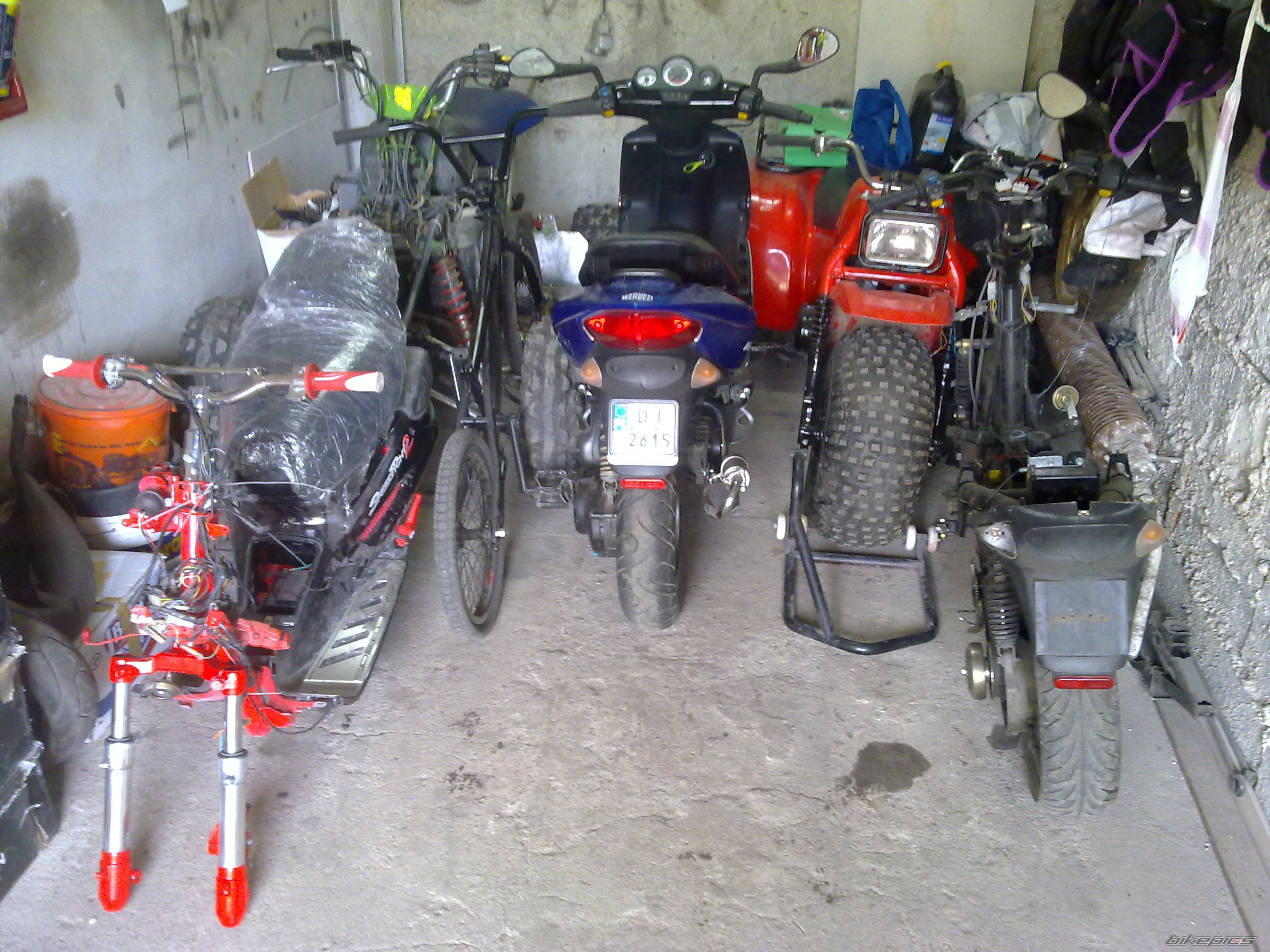Photo 1954483