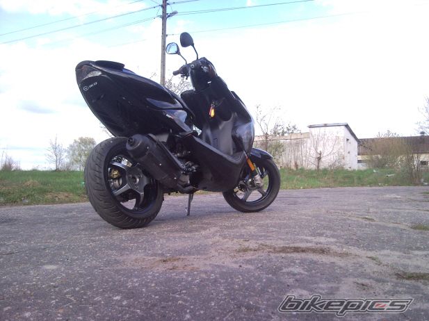Photo 1954778