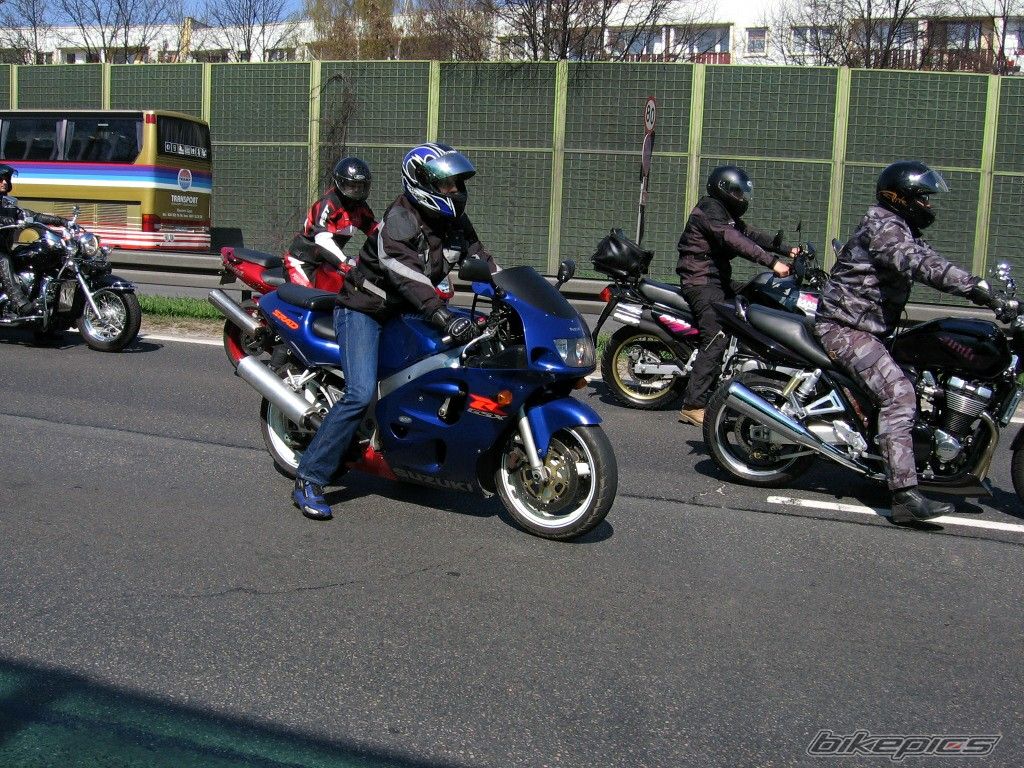 Photo 1954864
