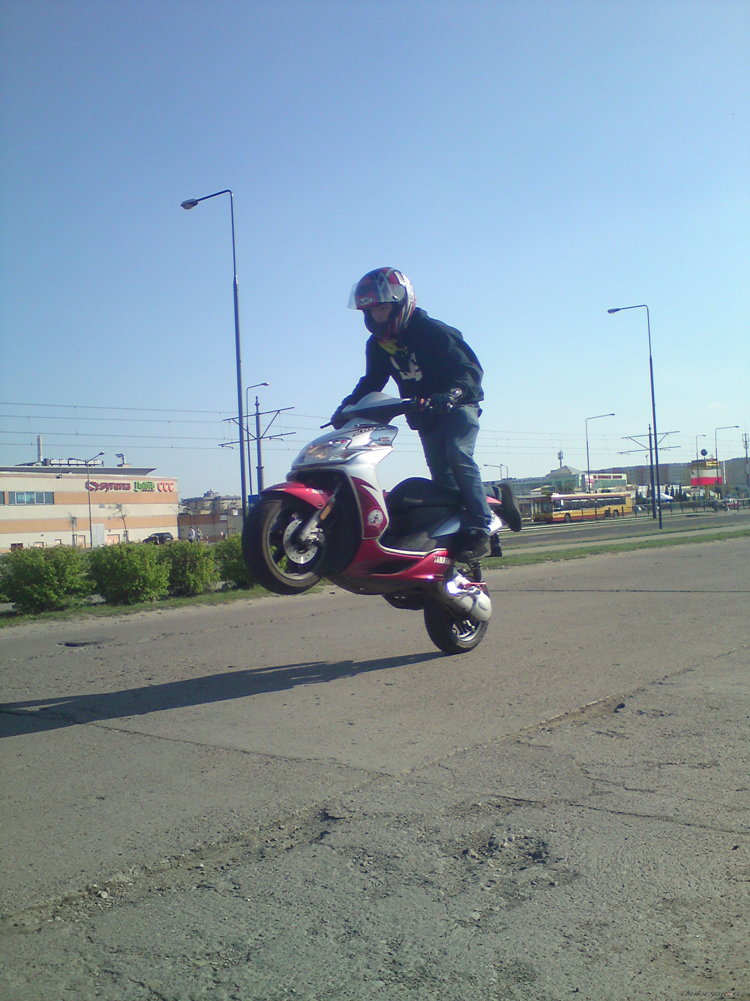 Photo 1955098