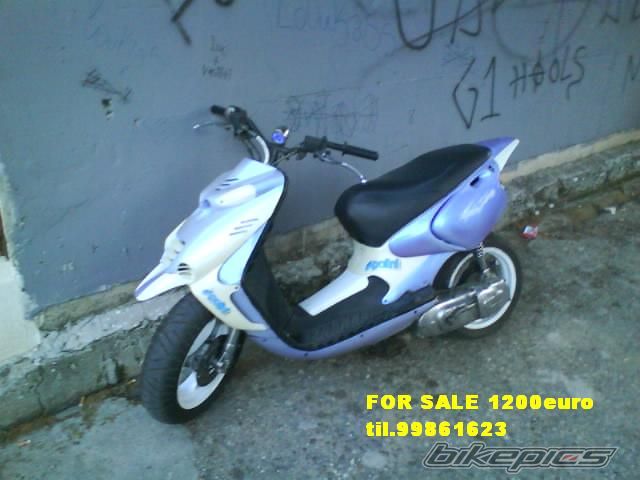 Photo 1955822