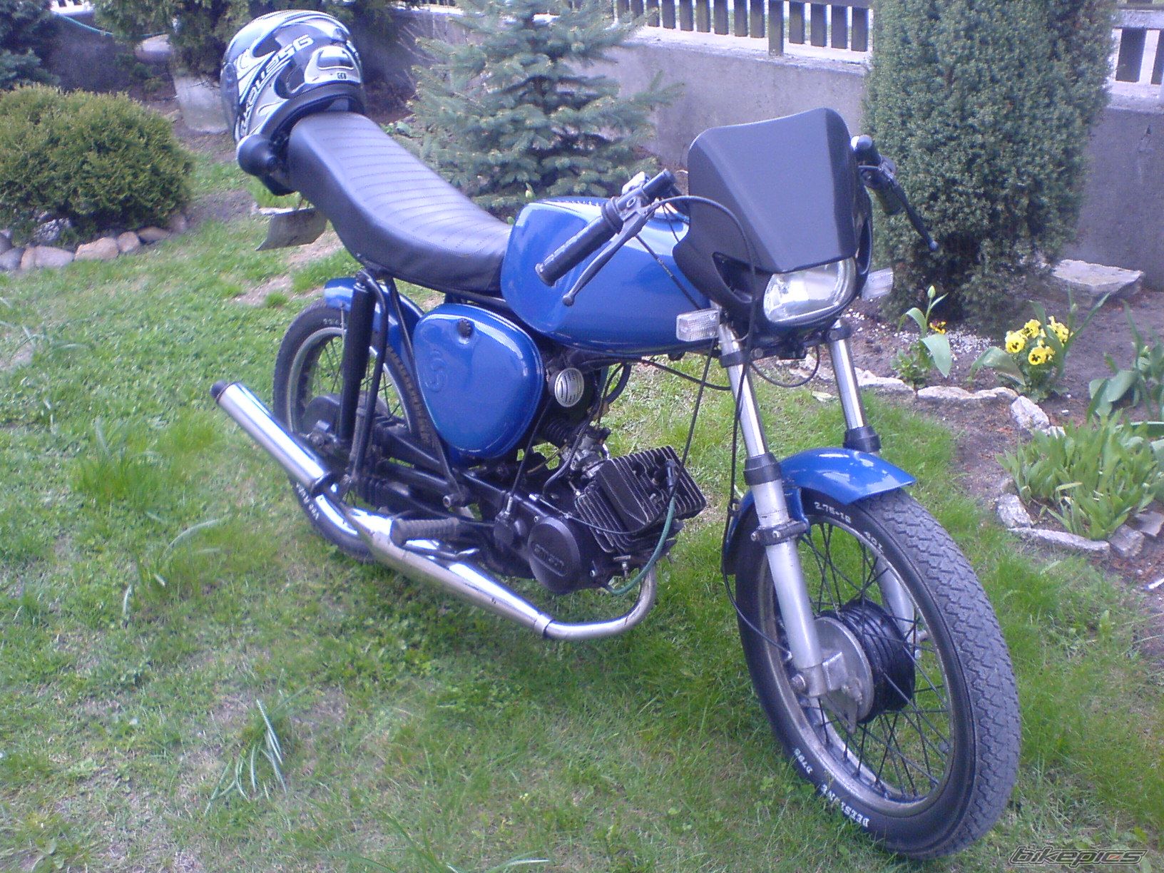 Photo 1955992