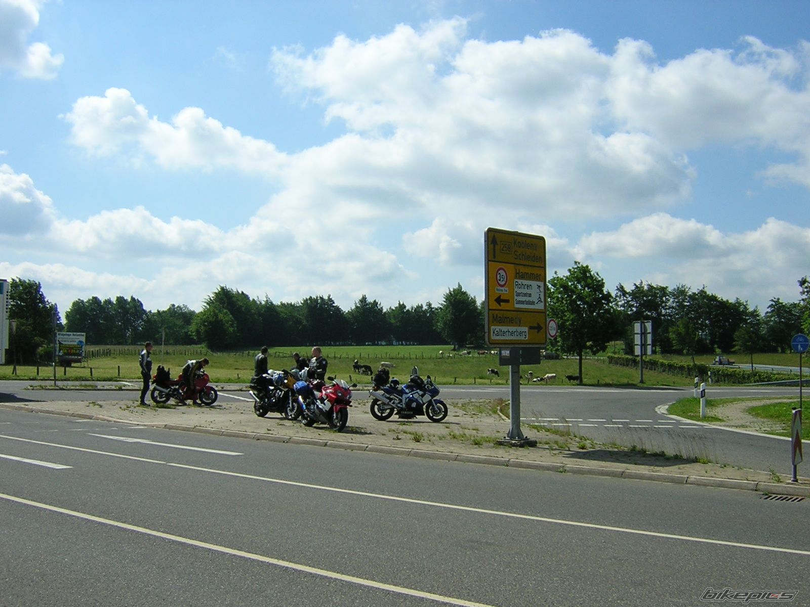 Photo 1956037