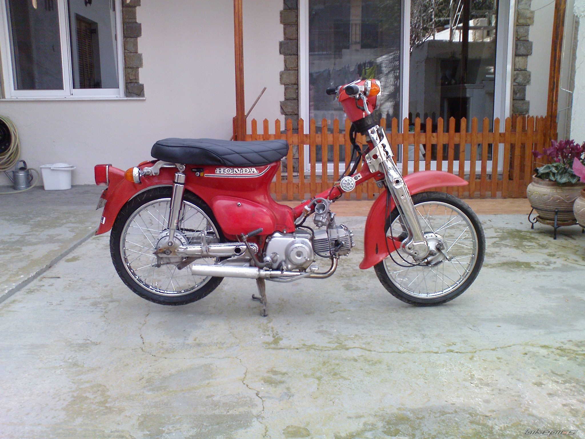 Photo 1956381