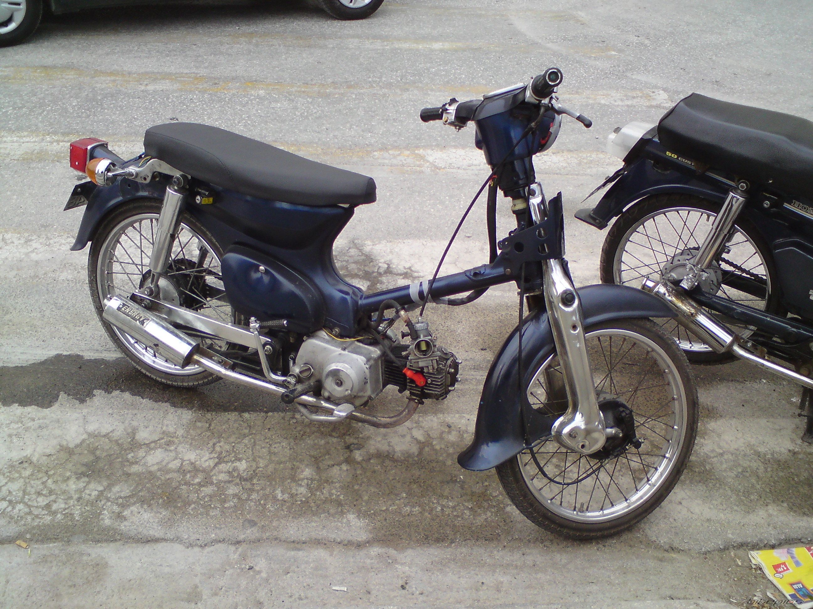 Photo 1956603